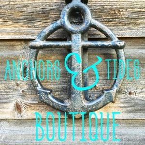 Meet your Posher, Liz, at Anchors & Tides Boutique